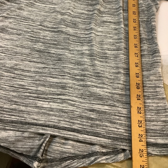 Zella Twist Back Cut Out Space Gray Long Sleeve Athleisure Top Size Small - Picture 7 of 12